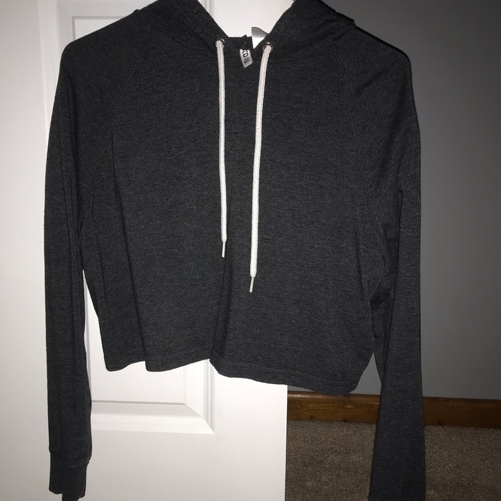 Cropped grey hoodie